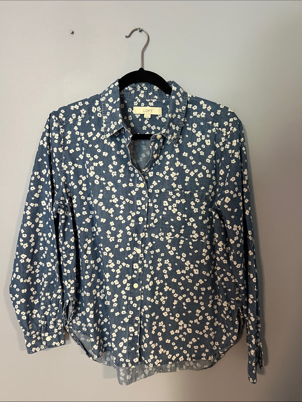 LOFT Blue Floral Button-Up Blouse